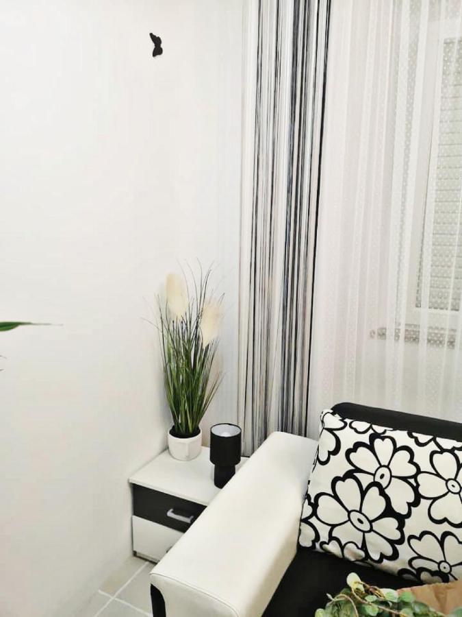 Apartment Decumana Krk Town Exterior photo